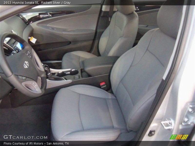 Radiant Silver / Gray 2013 Hyundai Sonata SE