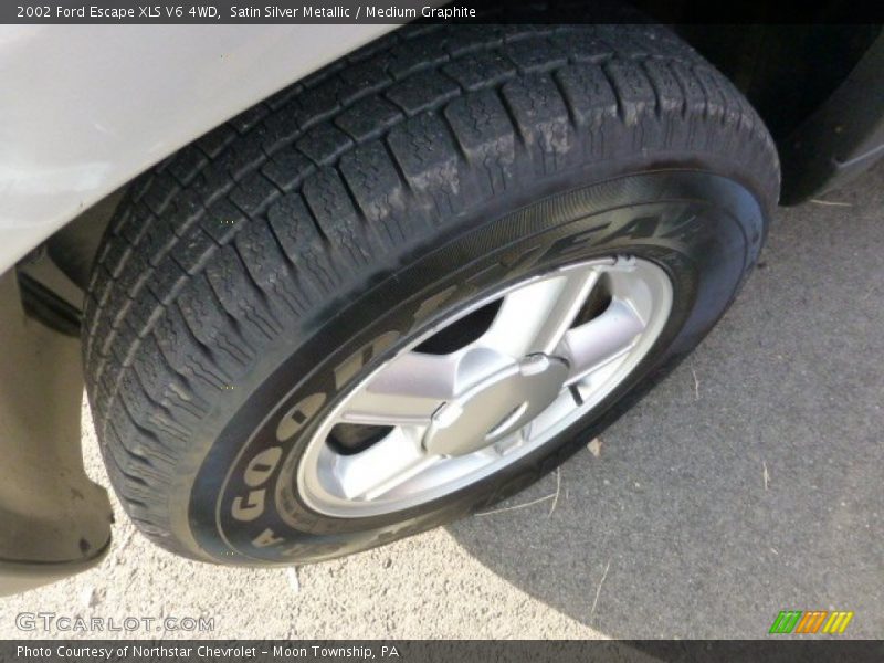 Satin Silver Metallic / Medium Graphite 2002 Ford Escape XLS V6 4WD