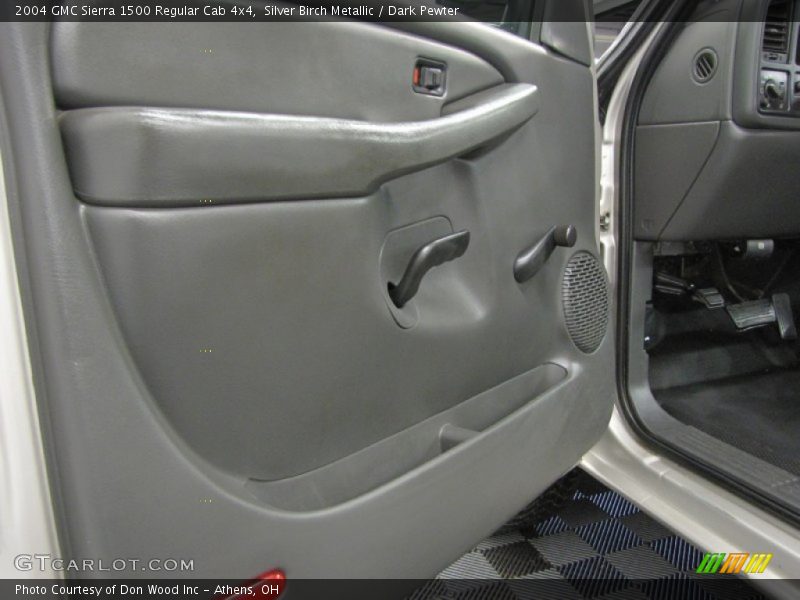 Silver Birch Metallic / Dark Pewter 2004 GMC Sierra 1500 Regular Cab 4x4
