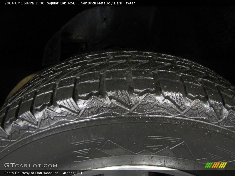 Silver Birch Metallic / Dark Pewter 2004 GMC Sierra 1500 Regular Cab 4x4