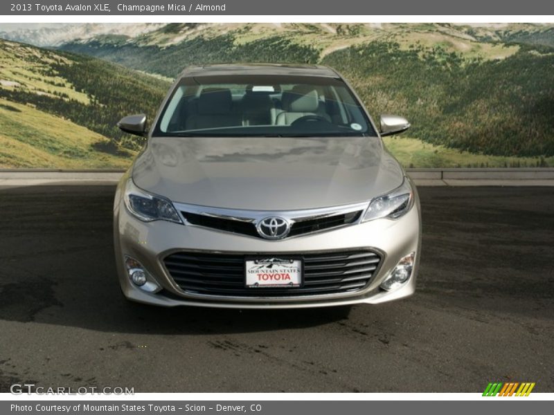 Champagne Mica / Almond 2013 Toyota Avalon XLE