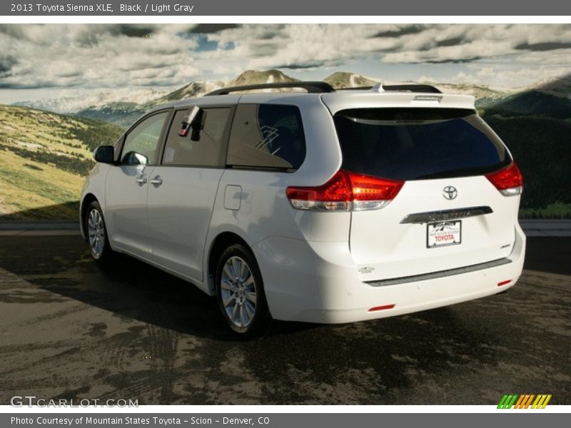 Black / Light Gray 2013 Toyota Sienna XLE