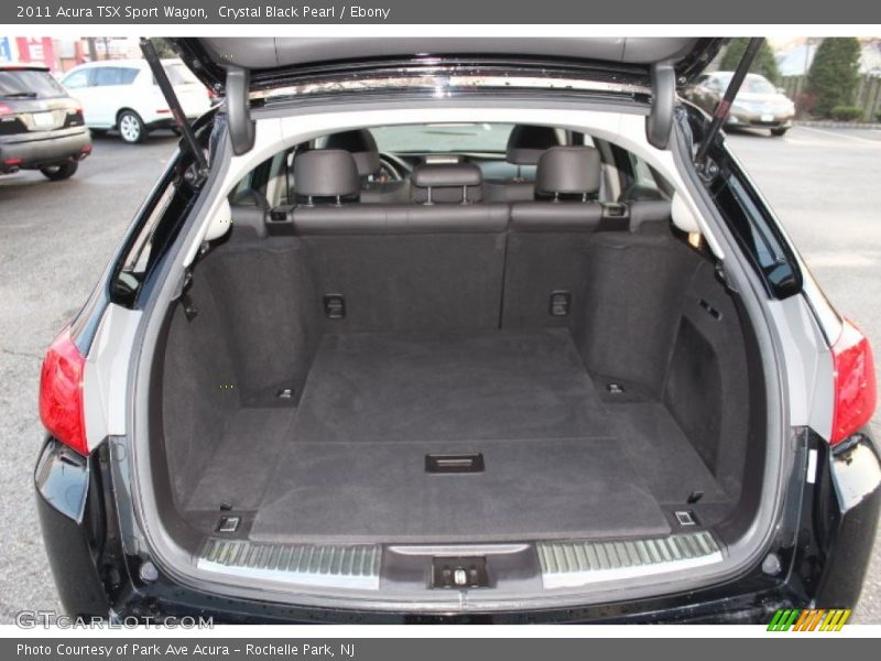  2011 TSX Sport Wagon Trunk