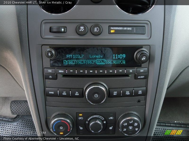 Silver Ice Metallic / Gray 2010 Chevrolet HHR LT