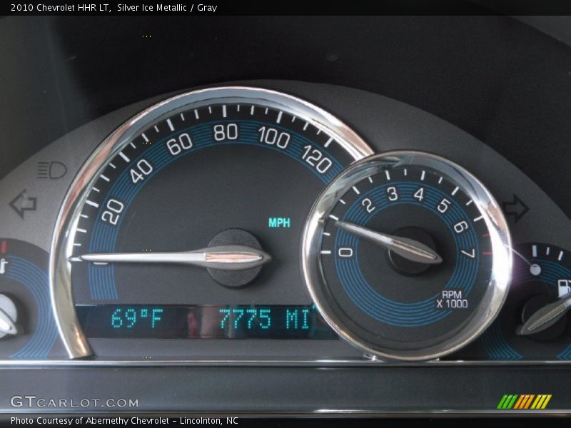 Silver Ice Metallic / Gray 2010 Chevrolet HHR LT