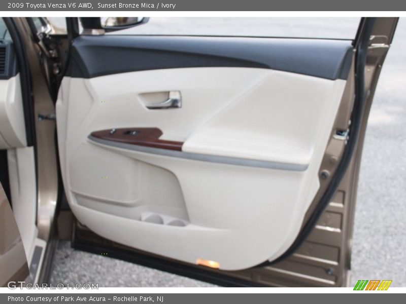 Sunset Bronze Mica / Ivory 2009 Toyota Venza V6 AWD