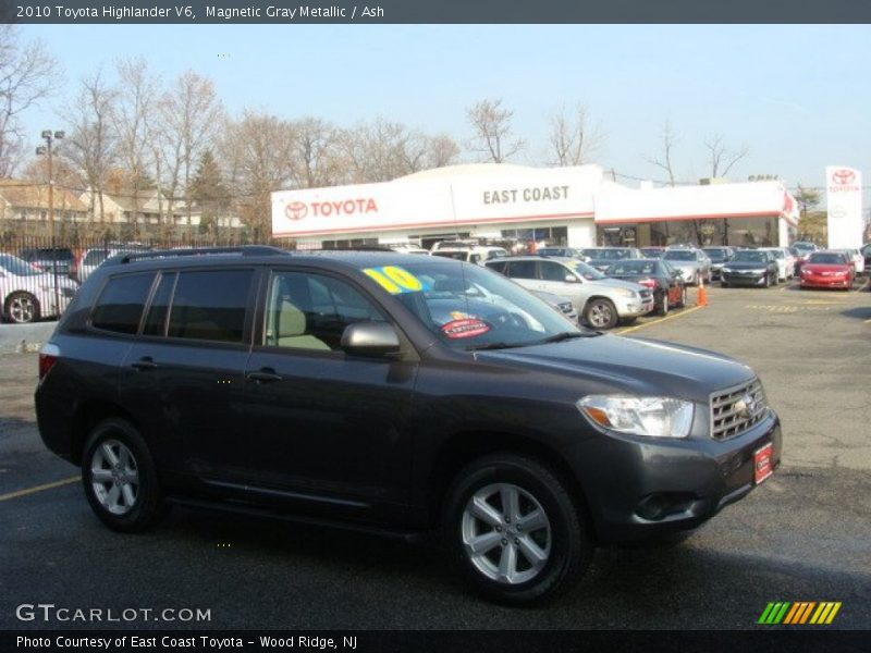 Magnetic Gray Metallic / Ash 2010 Toyota Highlander V6