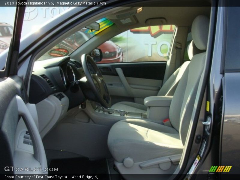 Magnetic Gray Metallic / Ash 2010 Toyota Highlander V6