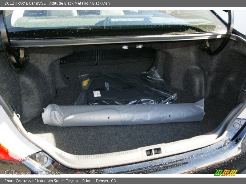 Attitude Black Metallic / Black/Ash 2012 Toyota Camry SE
