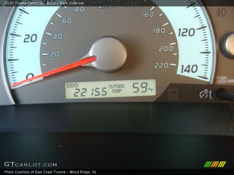Black / Dark Charcoal 2010 Toyota Camry SE