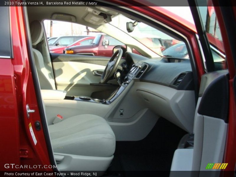 Barcelona Red Metallic / Ivory 2010 Toyota Venza I4