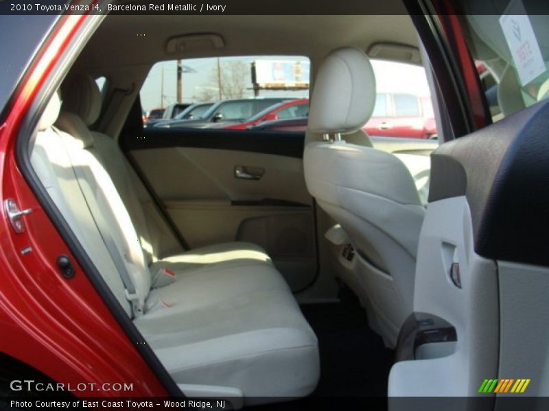Barcelona Red Metallic / Ivory 2010 Toyota Venza I4