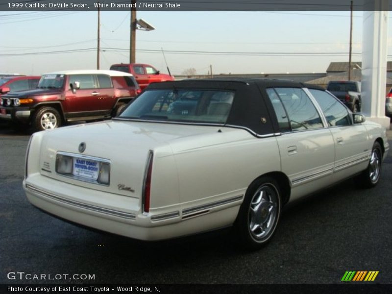 White Diamond / Neutral Shale 1999 Cadillac DeVille Sedan