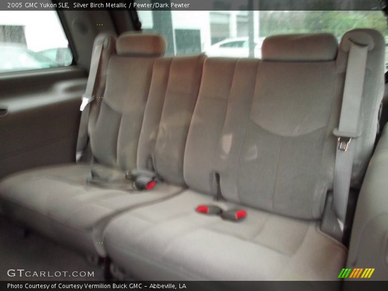 Silver Birch Metallic / Pewter/Dark Pewter 2005 GMC Yukon SLE