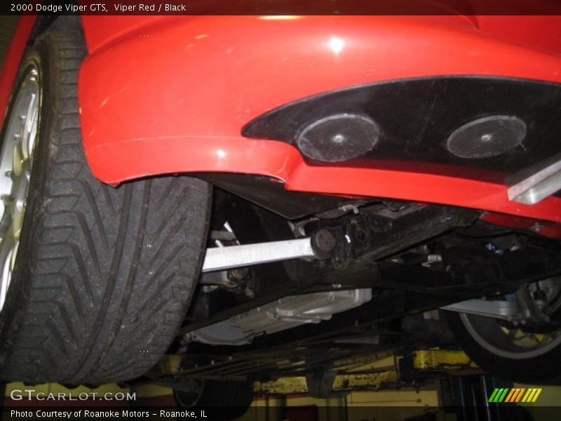 Viper Red / Black 2000 Dodge Viper GTS