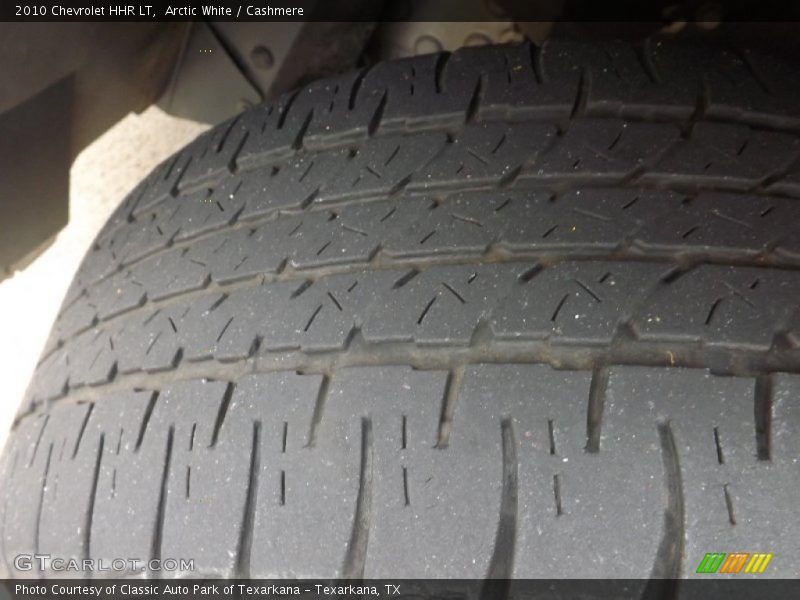 Arctic White / Cashmere 2010 Chevrolet HHR LT