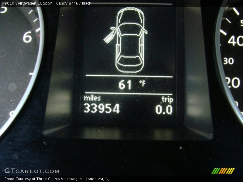 Candy White / Black 2010 Volkswagen CC Sport