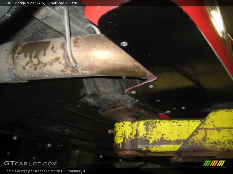 Undercarriage of 2000 Viper GTS