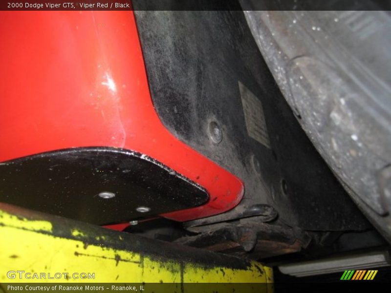 Undercarriage of 2000 Viper GTS