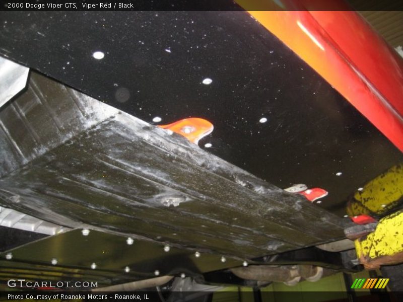 Undercarriage of 2000 Viper GTS