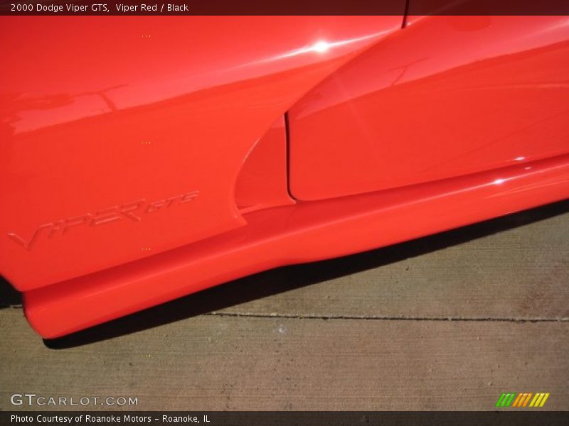 Viper Red / Black 2000 Dodge Viper GTS