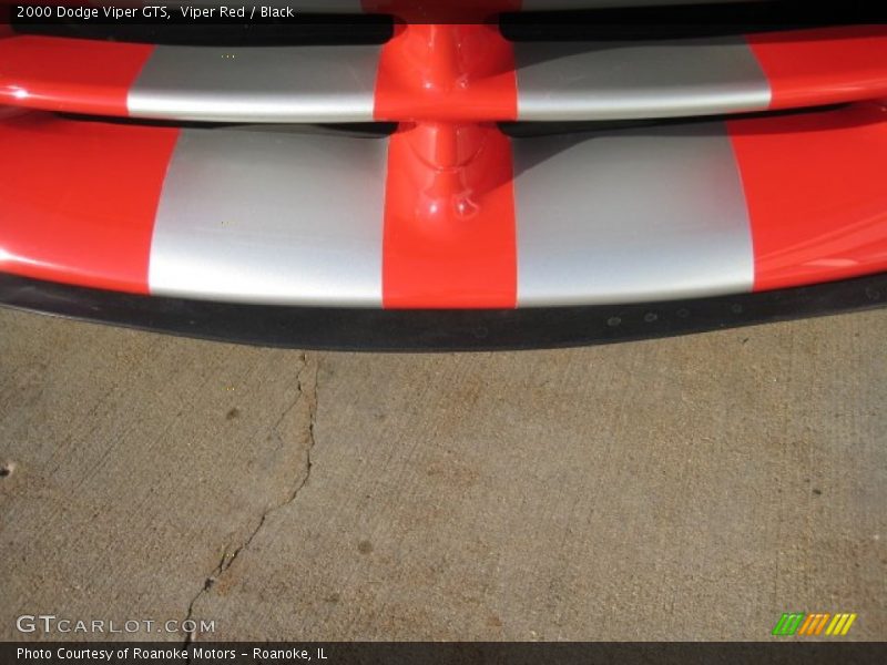 Viper Red / Black 2000 Dodge Viper GTS