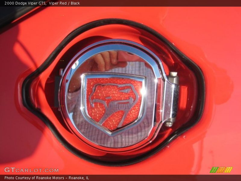 Viper Red / Black 2000 Dodge Viper GTS