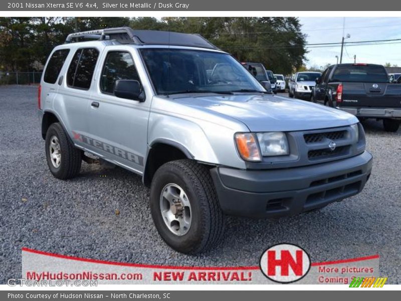 Silver Ice Metallic / Dusk Gray 2001 Nissan Xterra SE V6 4x4