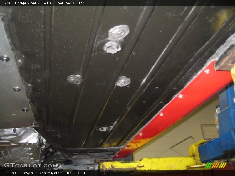 Undercarriage of 2003 Viper SRT-10