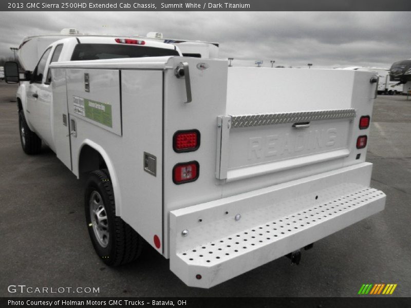 Summit White / Dark Titanium 2013 GMC Sierra 2500HD Extended Cab Chassis