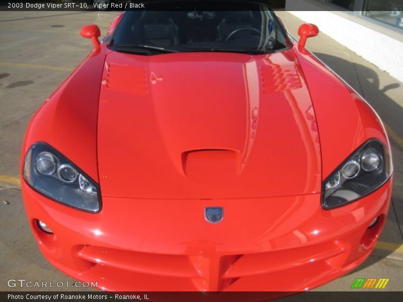Viper Red / Black 2003 Dodge Viper SRT-10