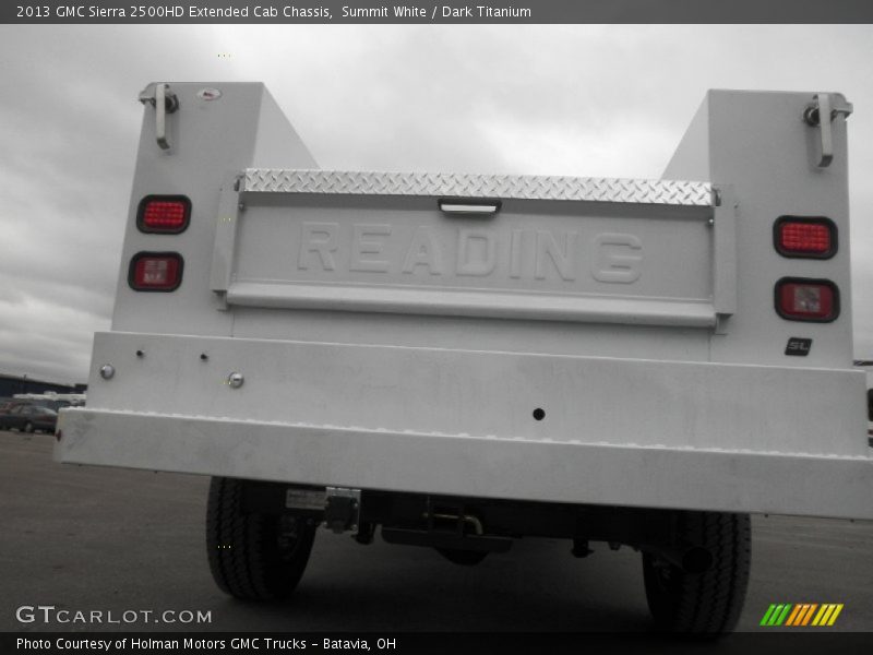 Summit White / Dark Titanium 2013 GMC Sierra 2500HD Extended Cab Chassis