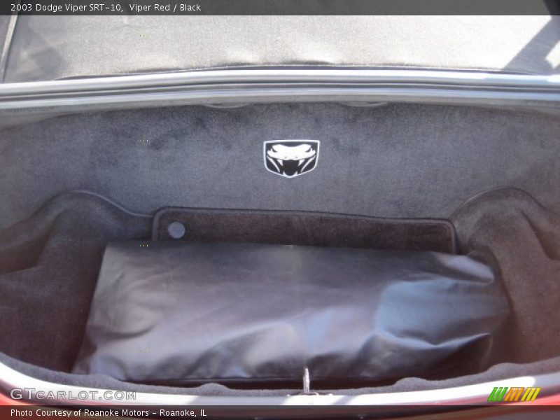  2003 Viper SRT-10 Trunk