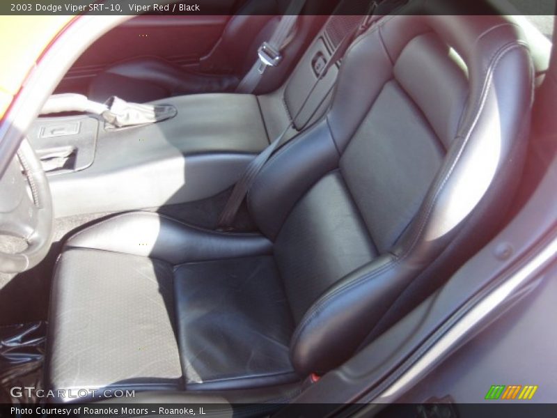 Front Seat of 2003 Viper SRT-10