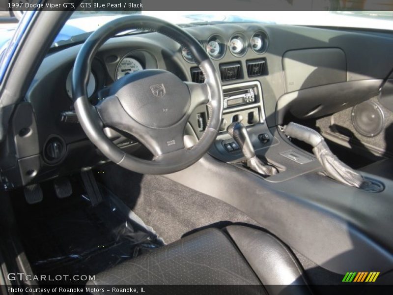 Black Interior - 1997 Viper GTS 