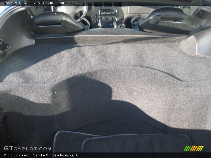  1997 Viper GTS Trunk