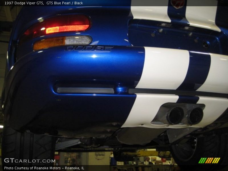 GTS Blue Pearl / Black 1997 Dodge Viper GTS