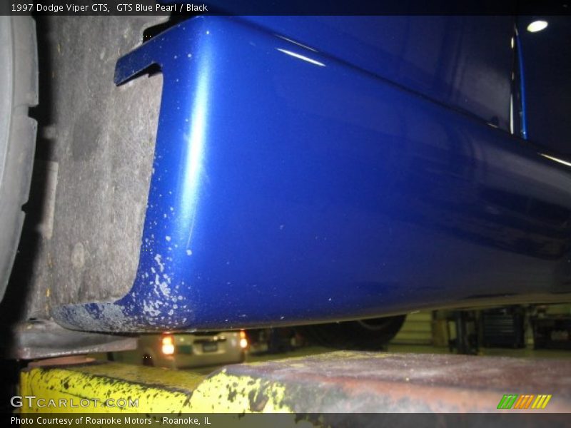 GTS Blue Pearl / Black 1997 Dodge Viper GTS