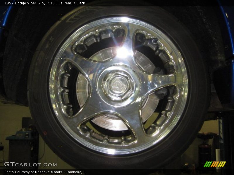  1997 Viper GTS Wheel