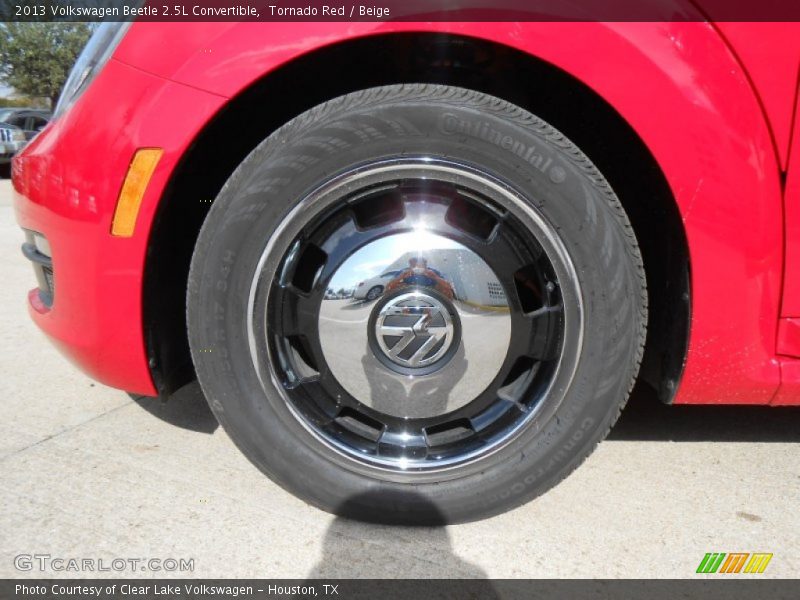  2013 Beetle 2.5L Convertible Wheel