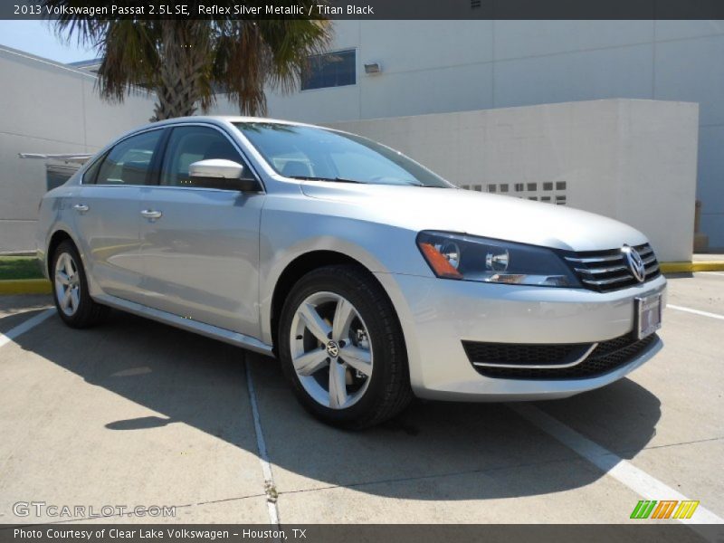 Reflex Silver Metallic / Titan Black 2013 Volkswagen Passat 2.5L SE