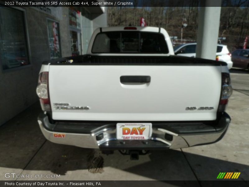 Super White / Graphite 2012 Toyota Tacoma V6 SR5 Access Cab 4x4