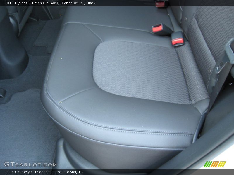Cotton White / Black 2013 Hyundai Tucson GLS AWD