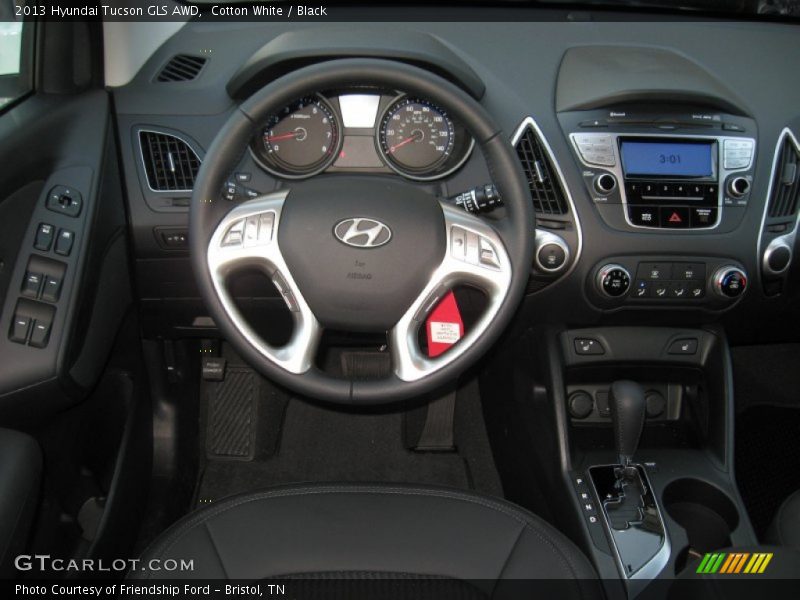Cotton White / Black 2013 Hyundai Tucson GLS AWD