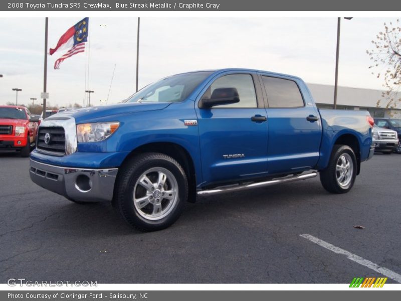 Front 3/4 View of 2008 Tundra SR5 CrewMax