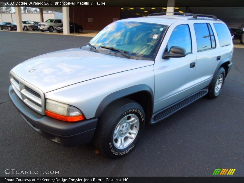 Front 3/4 View of 2003 Durango SXT