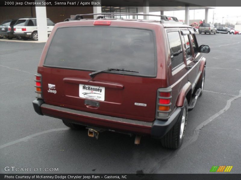 Sienna Pearl / Agate Black 2000 Jeep Cherokee Sport