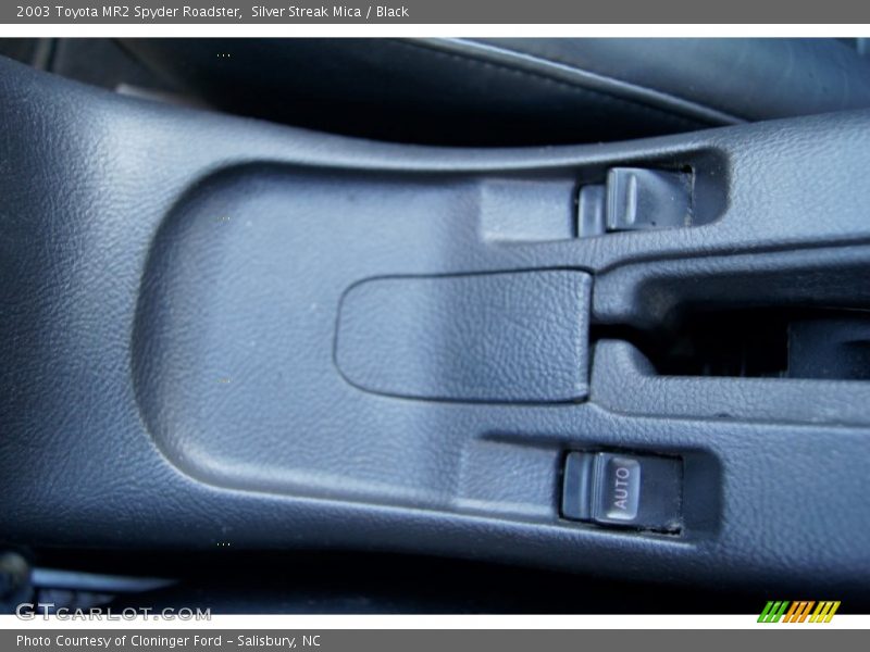 Silver Streak Mica / Black 2003 Toyota MR2 Spyder Roadster