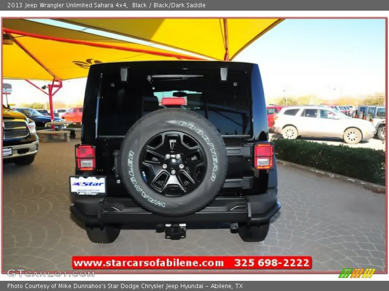 Black / Black/Dark Saddle 2013 Jeep Wrangler Unlimited Sahara 4x4