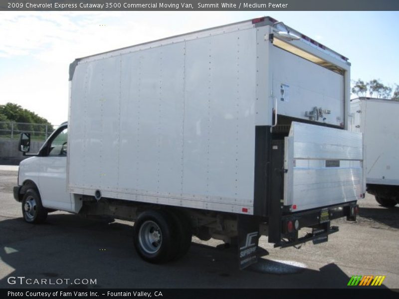 Summit White / Medium Pewter 2009 Chevrolet Express Cutaway 3500 Commercial Moving Van